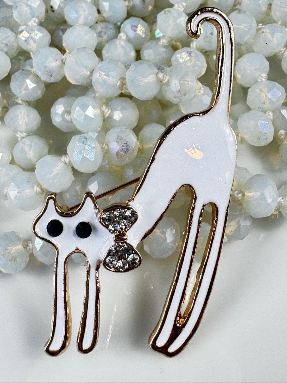 Vintage White Cat Brooch with Rhinestone Bow
